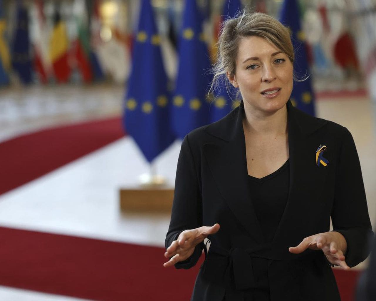 melanie joly
