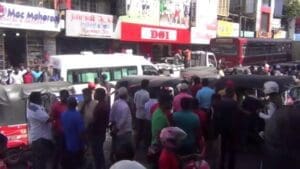 ஹட்டன் ஐ.ஓ.சீ எரிபொருள் நிலையத்தில் முறுகல் நிலை! 7 WhatsApp Image 2022 07 04 at 1.45.28 PM 3