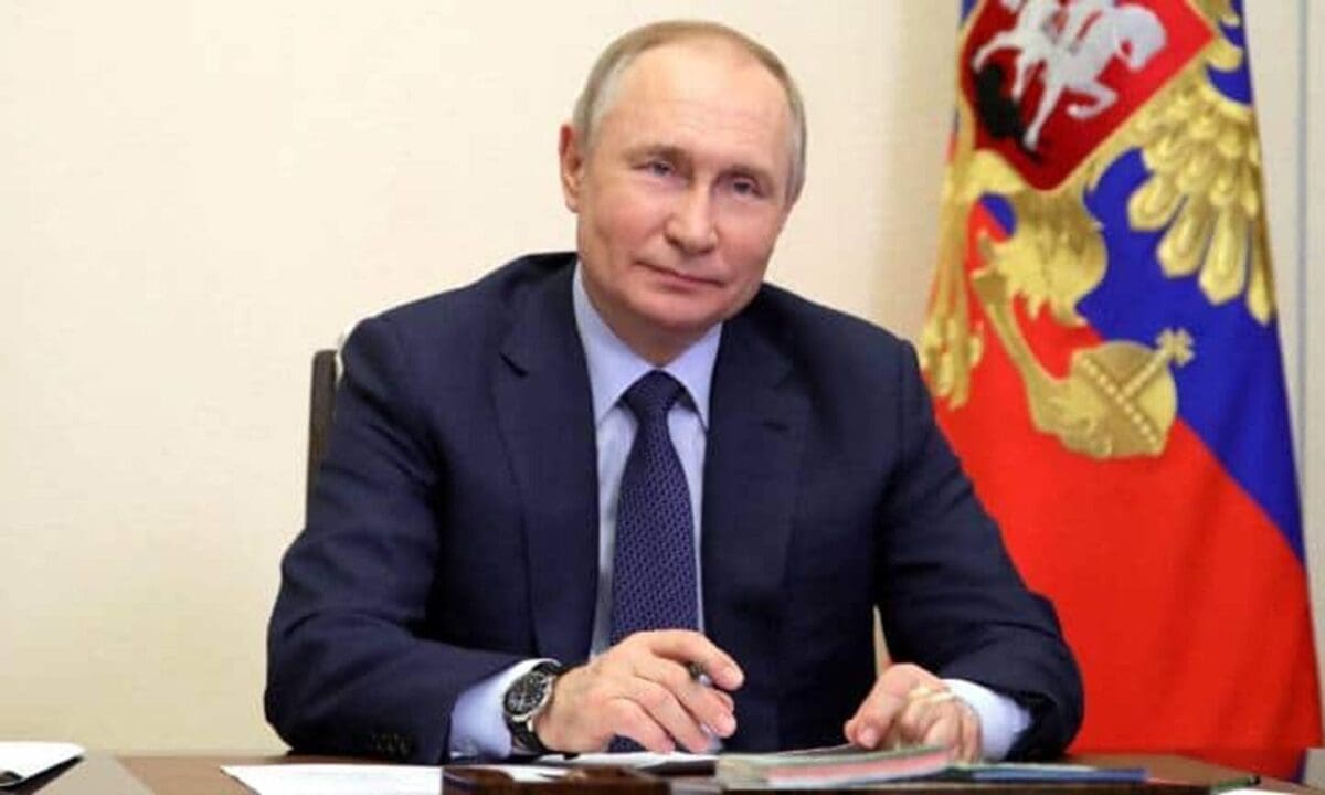 1748369 putin order