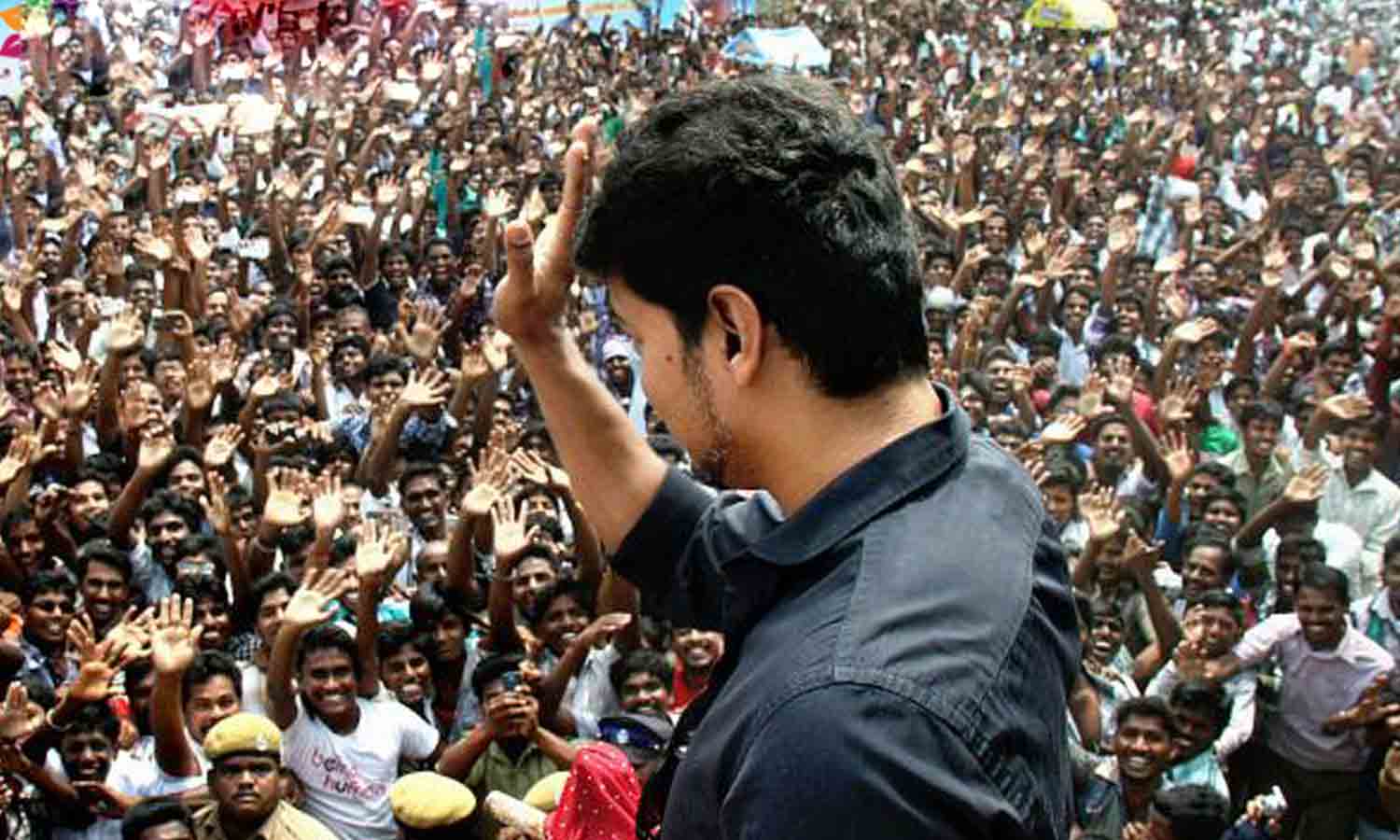 விரைவில் இலவச சட்ட ஆலோசனை மையம்! விஜயின் அடுத்த பிளான்!!