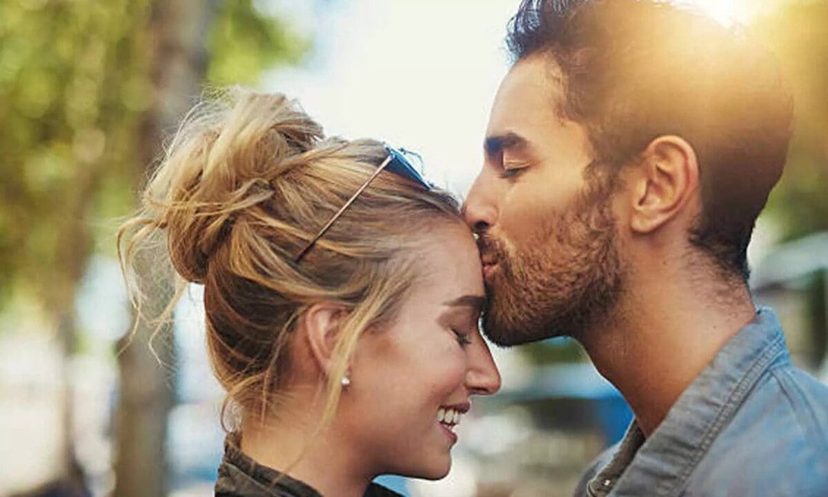 kiss