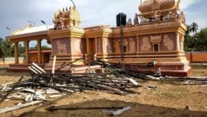 மினி சூறாவளி - வரணியில் பாதிப்பு 11 FB IMG 1682169394094