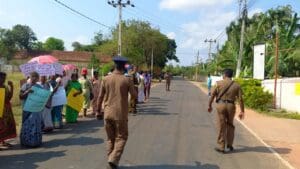 அச்சுவேலியில் போராட்ட மறுப்பால் குழப்பநிலை! 11 IMG 20230411 WA0033