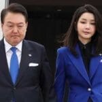 ஆடம்பர Dior கைப்பை…!மனைவிக்காக மன்னிப்பு கோரிய தென் கொரிய ஜனாதிபதி 5 10 10