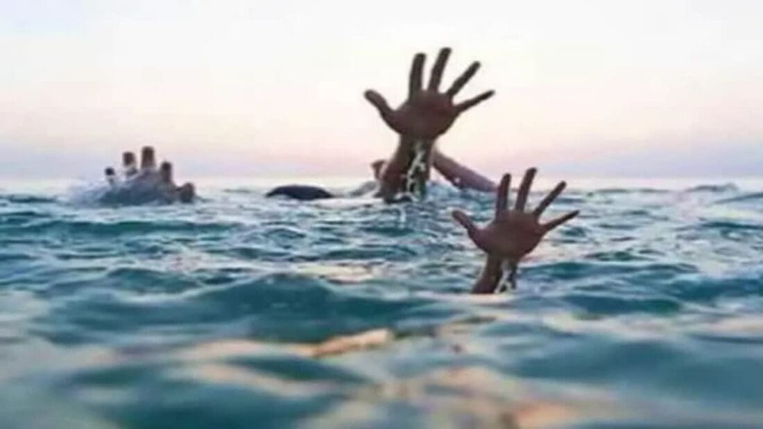 Tragic accident in MP 3 children who had gone to attend the funeral procession died