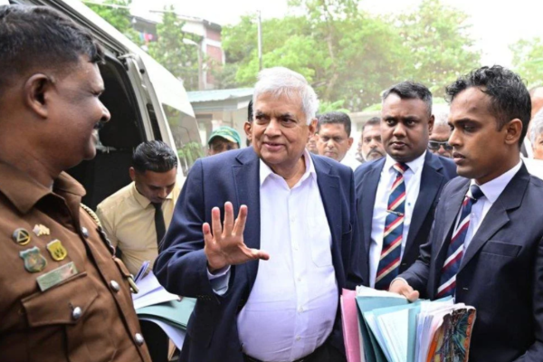 ரணில் விவகாரம்: மருத்துவ அறிக்கைகள் மீது நீதிமன்றில் சர்ச்சை 12 25 6902e1df2434d