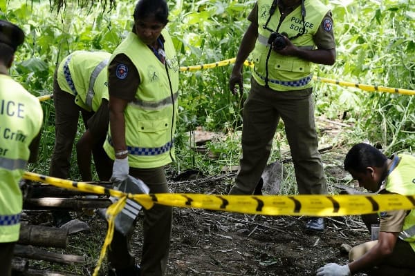 அடையாளம் தெரியாத சடலங்கள் மீட்பு: பொலிஸ் தீவிர விசாரணை 11 25 6902f64dd2465