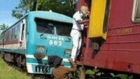'யாழ்தேவி' ரயிலின் தலைமை கட்டுப்பாட்டாளர் கைது 6 image f4517ddf89 1
