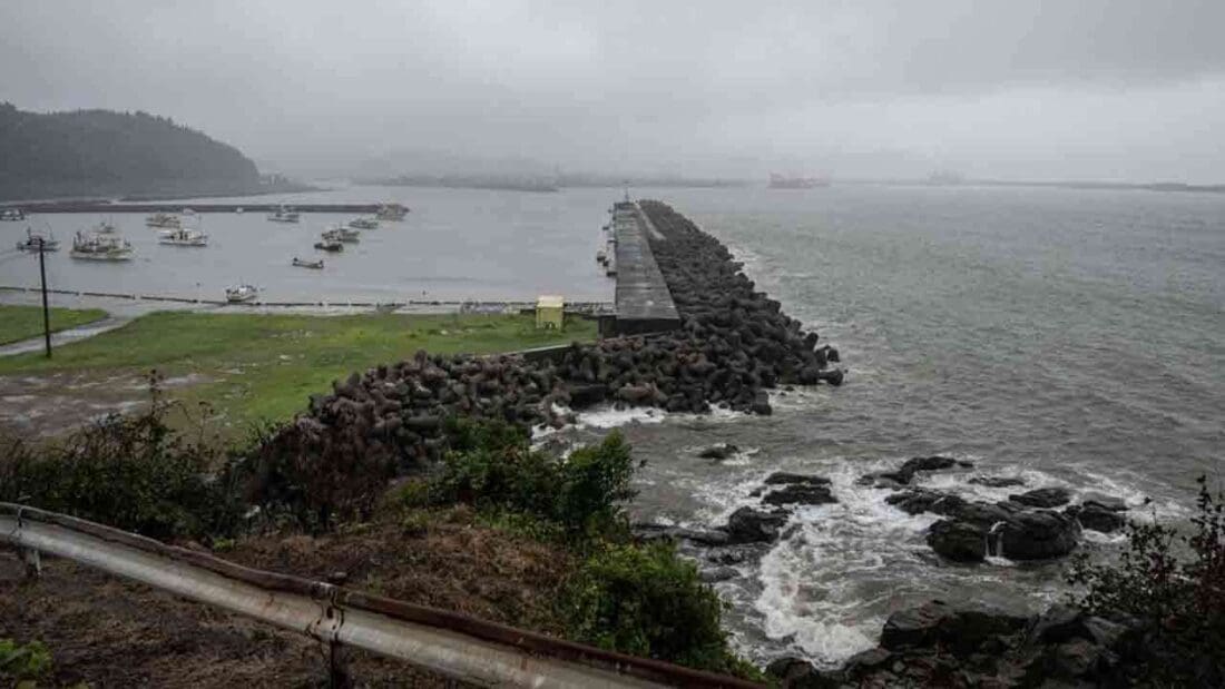 வடக்கு ஜப்பானில் சக்திவாய்ந்த நிலநடுக்கம் : இவாட் கடற்கரைக்கு சுனாமி எச்சரிக்கை – ஒரு மீற்றர் அலைகள் உருவாகலாம்! 1 MediaFile 7 1