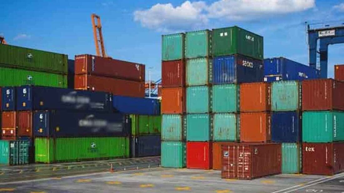 1736835939 Customs L