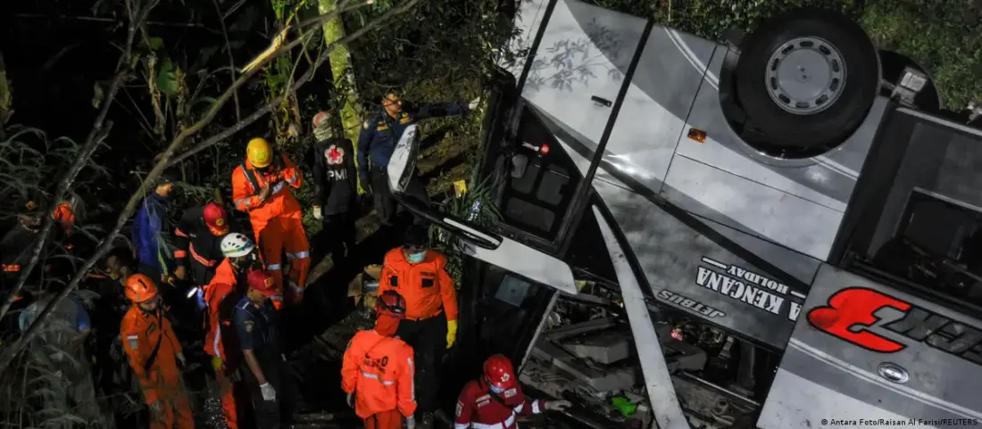 ரஷ்யாவில் கார் குண்டு வெடிப்பு: லெப்டினன்ட் ஜெனரல் ஃபனில் சர்வரோவ் உயிரிழப்பு! 1 56833060 1004