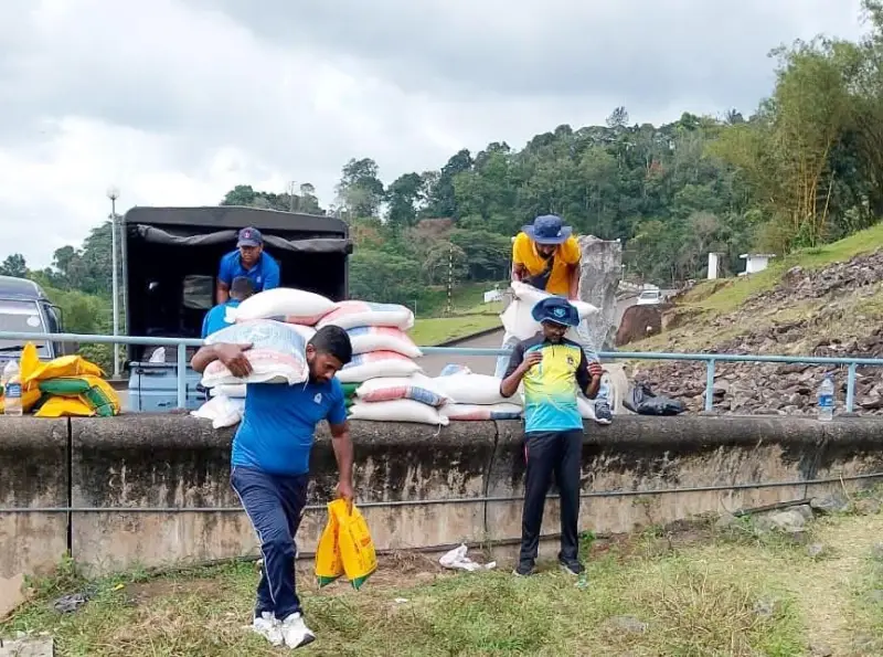அனர்த்த நிவாரணத்தில் பாரபட்சமா? உள்நாட்டுப் பகுதிகளுக்கு உதவிகள் தாமதம் - மக்கள் வேதனை! 1 FB IMG 1764904684113 large