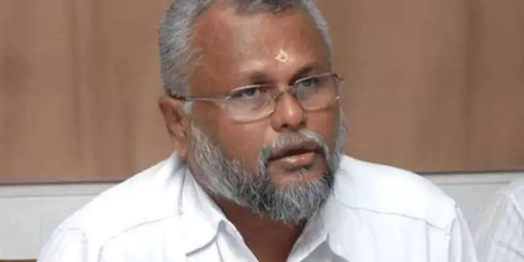 முன்னாள் அமைச்சர் டக்ளஸ் தேவானந்தா சிறைச்சாலை வைத்தியசாலையில் அனுமதி! 1 MediaFile 11