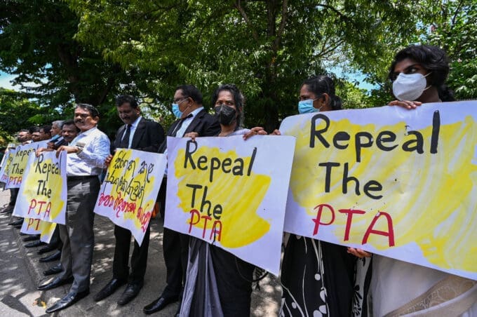 230413 Sri Lanka PTA 32JX8B7 highres