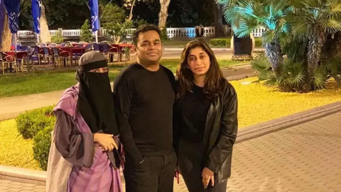 இது விமர்சனம் அல்ல, வெறுப்புப் பேச்சு: தந்தை ஏ.ஆர்.ரஹ்மானுக்கு எதிரான தாக்குதலுக்கு மகள் கதிஜா கடும் கண்டனம்! 1 AR Rahman daughters Khatija and Raheema break silence amid backlash over his comments on communal bias in Bollywood