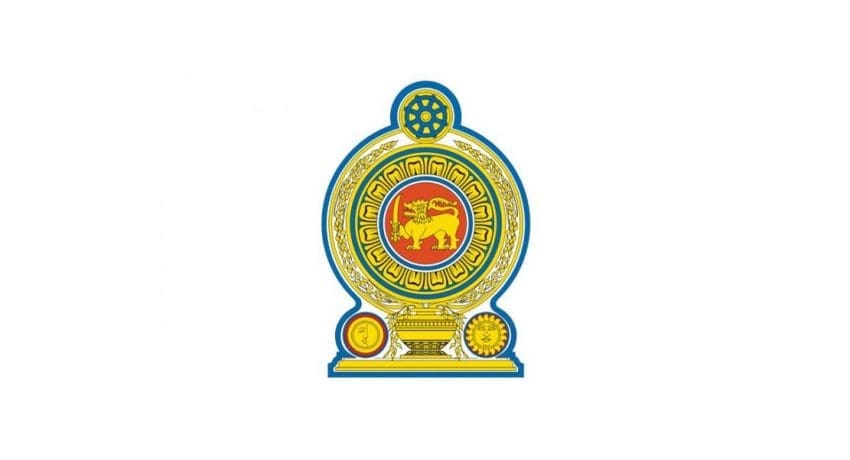 பி.சி.ஆர். முடிவு வரும் வரை வெளியில் நடமாடாதீர்!