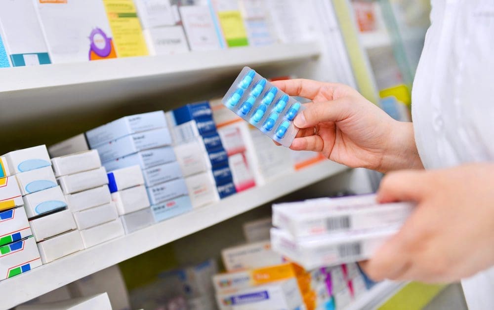 சங்கானை மருத்துவமனை - வெளிநோயாளர் பிரிவுக்கு பூட்டு!! 1 pharmacy