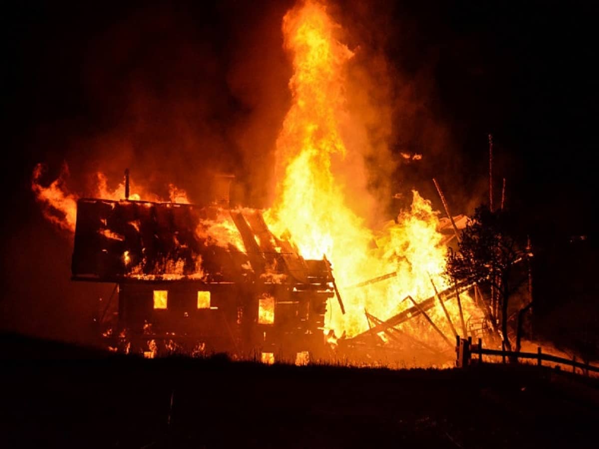 Neighbours house set on fire