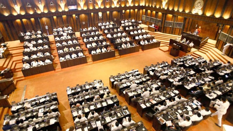 z p01 Parliament