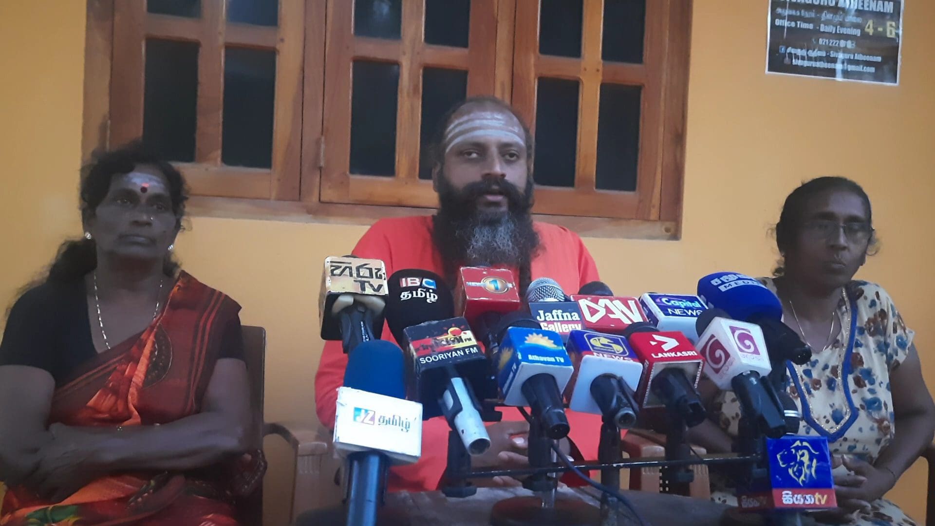 பிரதமரின் நல்லூர் விஜயம்! - ஆலய முன்றலில் போராட்டத்தில் இணையுமாறு அழைப்பு 1 VideoCapture 20220319 195259 1