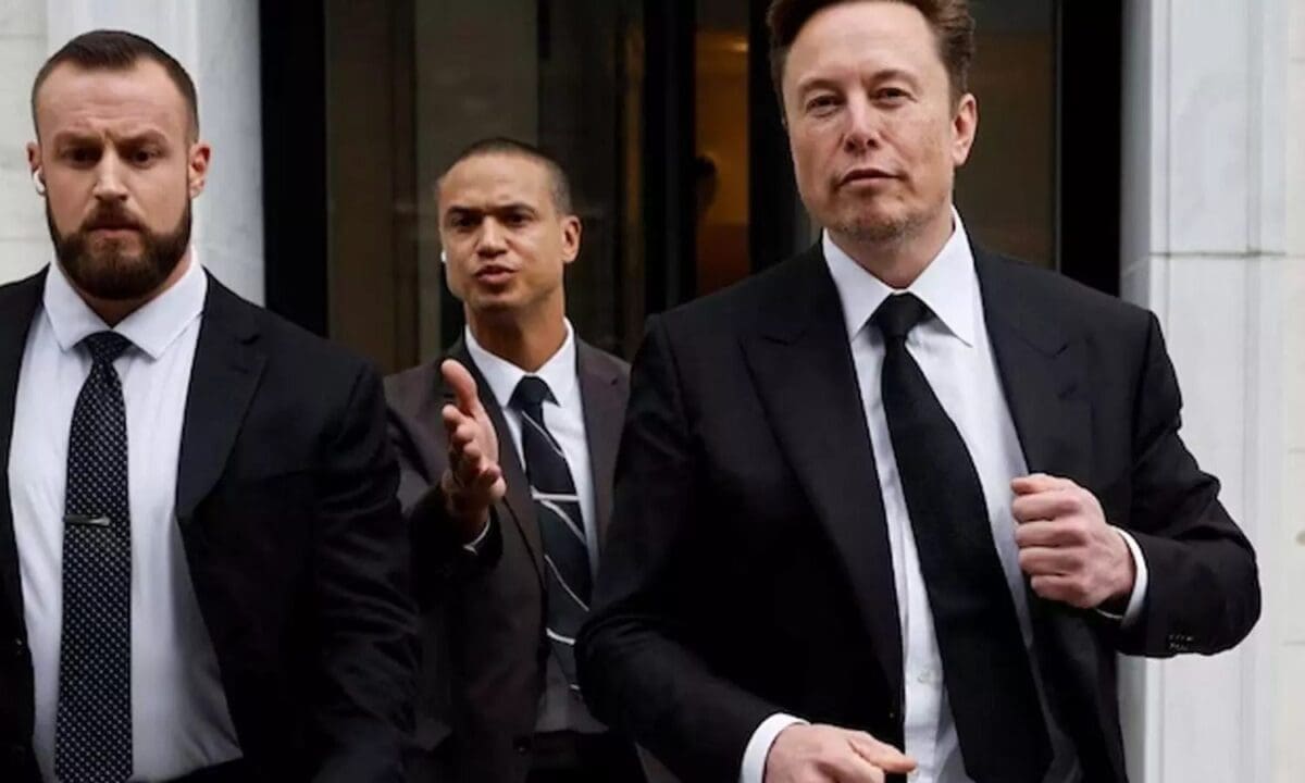 எலான் மஸ்க்-ஐ பின்தொடரும் பாதுகாவலர்கள்? 1 1846028 elon musk wirth security