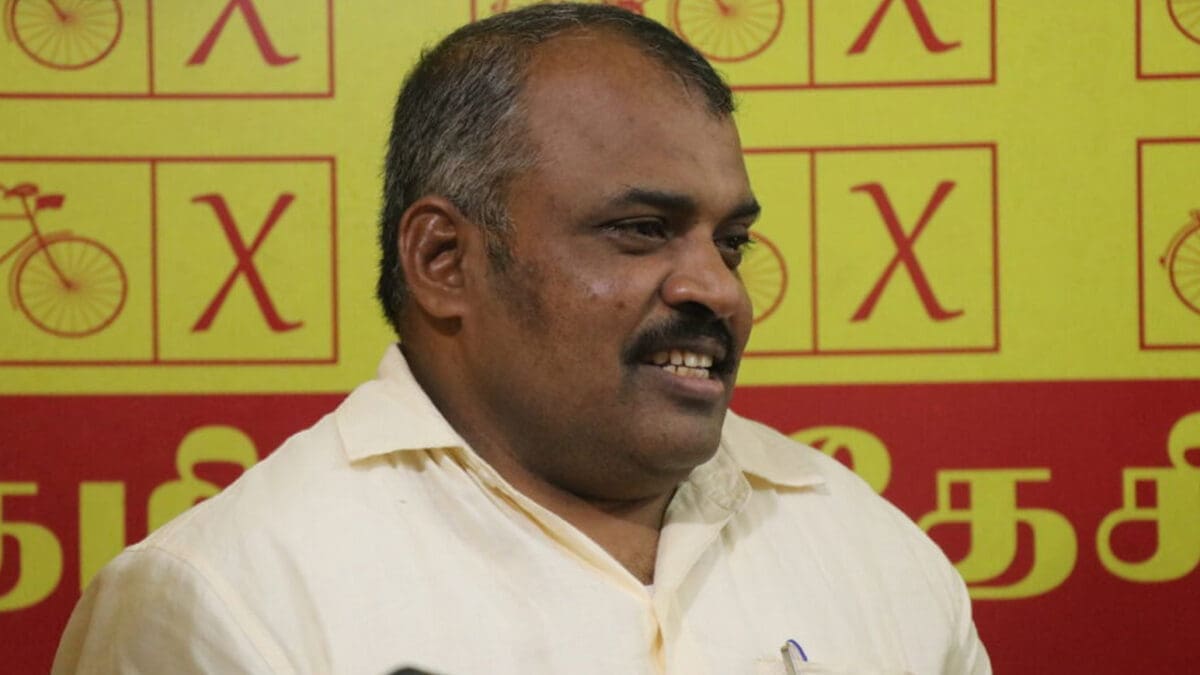விடுதலைப் புலிகளின் தலைவரது பெயரை உச்சரிக்க அருகதையற்ற இனவாதிகள் 1 tamilni 36 scaled