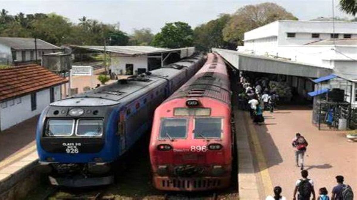 தொடருந்து சேவை தொடர்பான அறிவிப்பு 1 tamilni 171 scaled