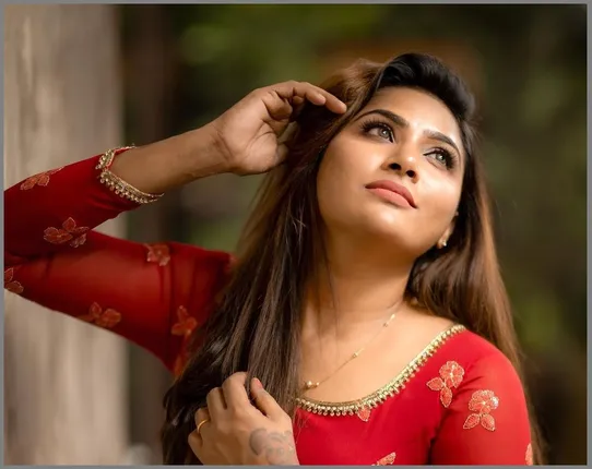 Myna Nandhini